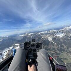 Flugwegposition um 13:46:51: Aufgenommen in der Nähe von Hafning bei Trofaiach, Österreich in 2447 Meter